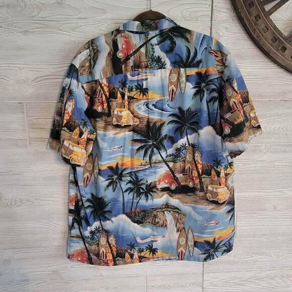 Royal Creations Hawiian Shirt Mens Button Down SZ XL Cars Surfing - Picture 5 of 6